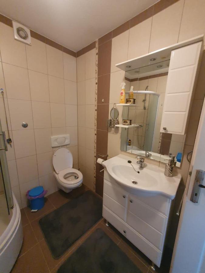 Апартаменти Apartman Jaca Лівно Екстер'єр фото